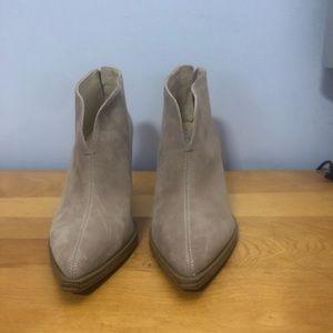 Vince Camuto “Ginsel” Booties